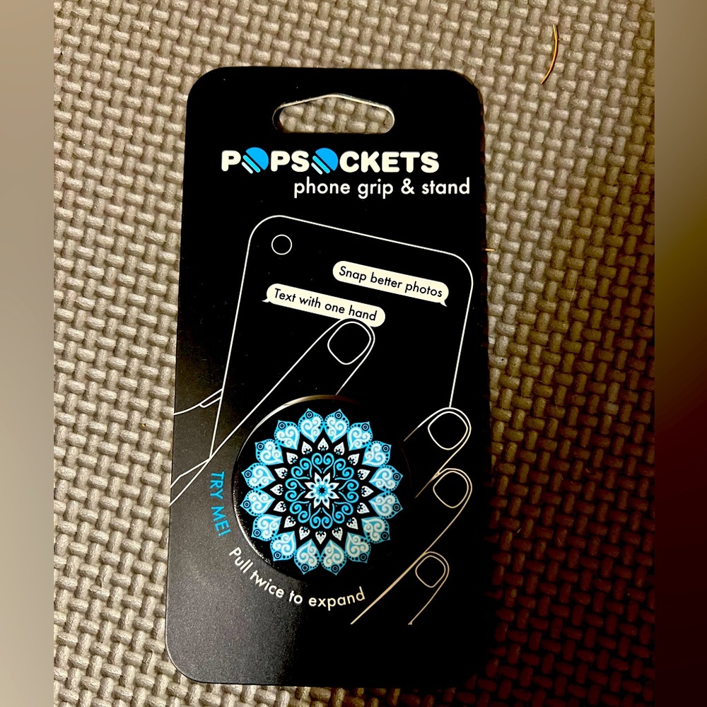 NEW IN PACKING!! Popscocket!!